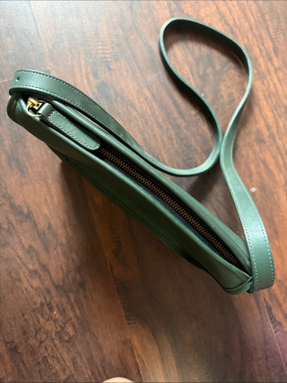 Vintage Coach Forest Green Leather Crossbody Bag - Picture 9 of 11